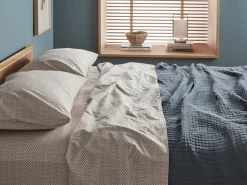 Parachute Quilts + Comforters*Cloud Linen Gauze Bed Blanket